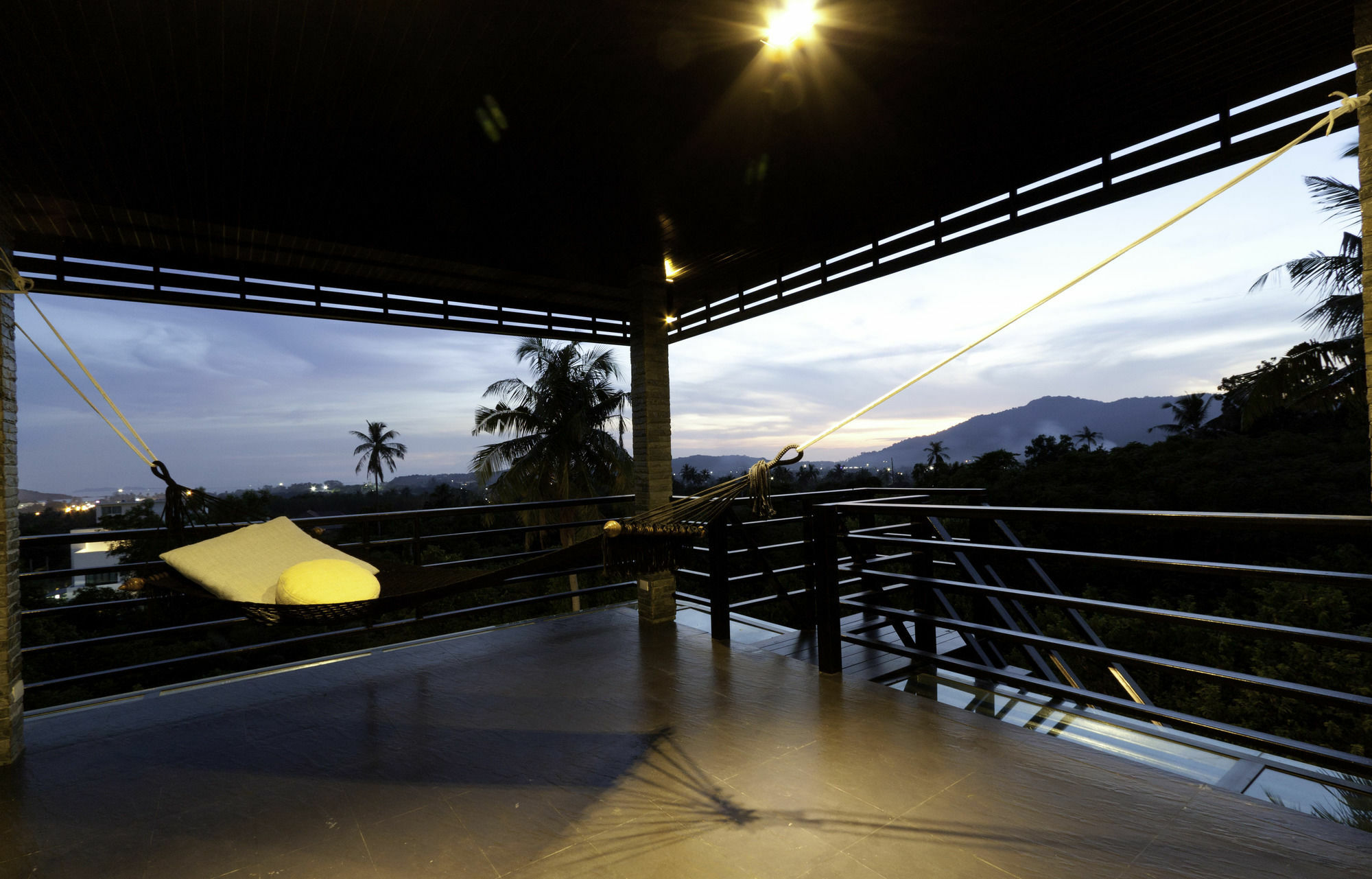 The Promenade Villa By Holiplanet Rawai Bagian luar foto